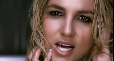 sex vietsub mới nhất Charlotte Sartre được fucked bởi một anh chàng sex moi hay da đen.