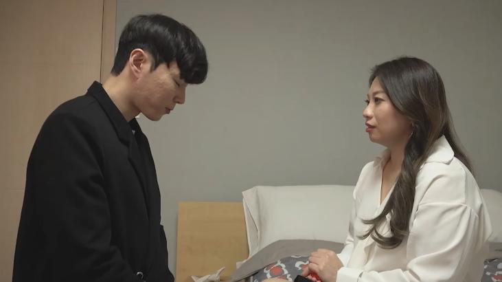 phim sex hàn quốc mới nhất Say mèm sau bữa tiệc công, cấp trên được em cấp dưới đưa về còn cho húp sò